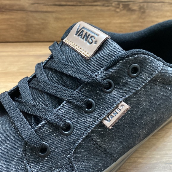 VANS BISHOP BRAND NEW - Picture 6 of 7